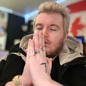 Meet your Posher, Gabriel